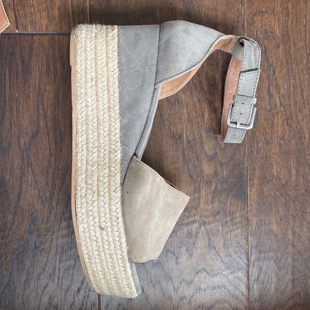 Steve Madden wedges
